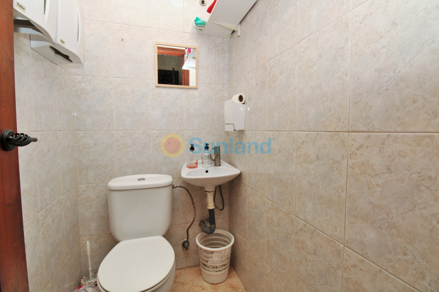 Resale - Commercial - Villamartin