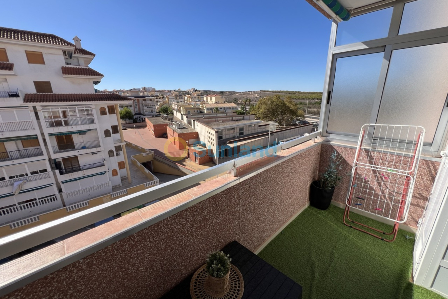 Använda fastigheter - Apartamento - Torrevieja - La Mata