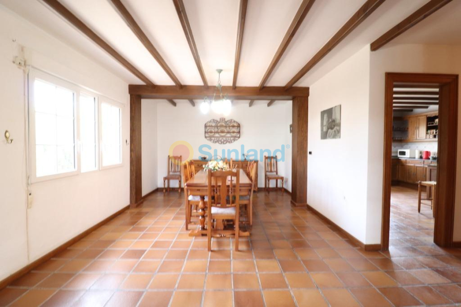 Resale - Villa - Orihuela costa - RioMar