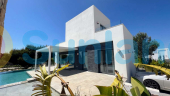 Resale - Villa - Orihuela - Las Colinas Golf