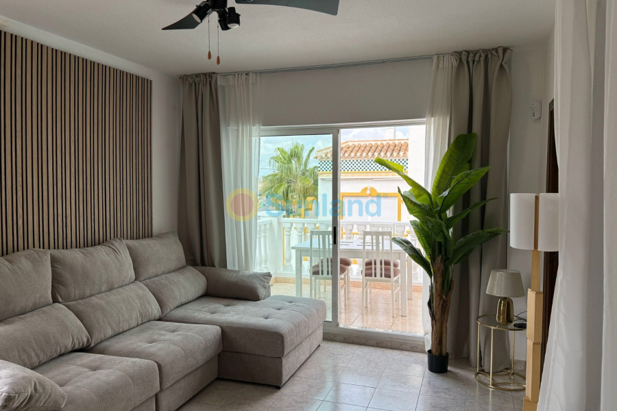 Resale - Apartment - Torrevieja - La Mata