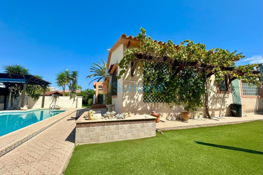 Brukte eiendommer - Villa - Orihuela Costa - Cabo Roig