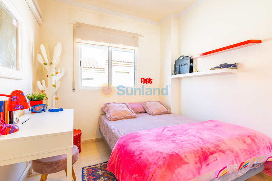 Вторичка - Apartamento - Torrevieja - Aguas Nuevas