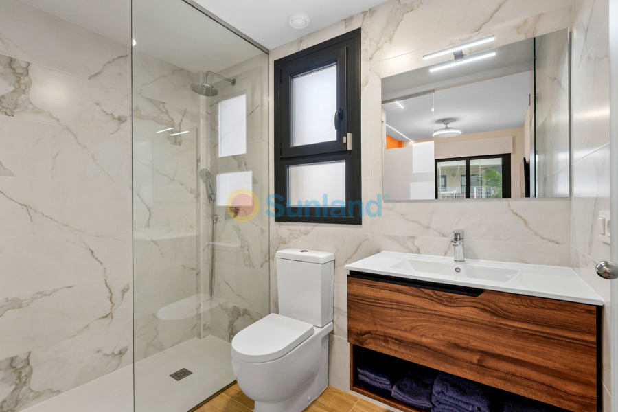 Resale - Apartment - Orihuela Costa - Villamartin
