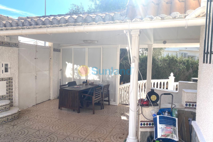 Resale - Villa - Torrevieja - 