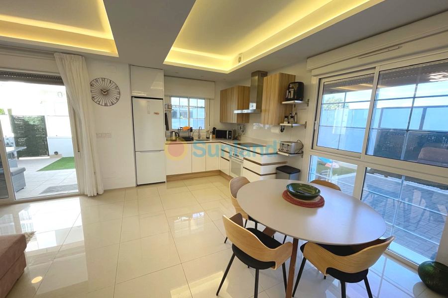 Resale - Apartment - Ciudad Quesada - Doña Pepa