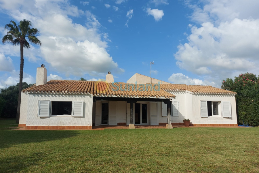 Resale - Villa - La Manga del Mar Menor - 