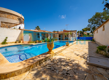 Villa - Resale - Torrevieja - Los Balcones