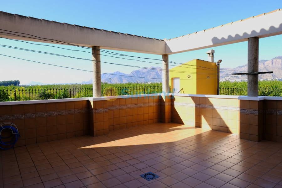 Använda fastigheter - Villa - Orihuela