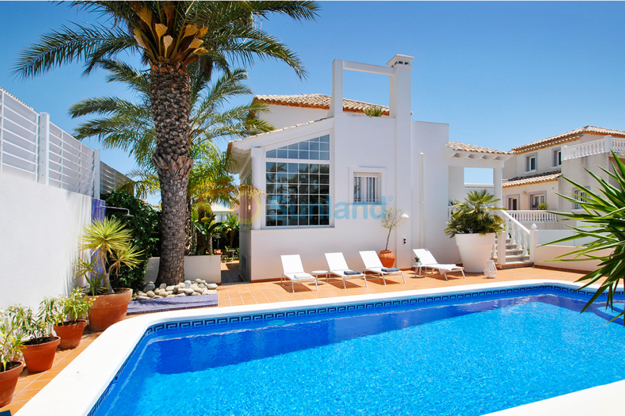 Resale - Villa - Elche - La Marina