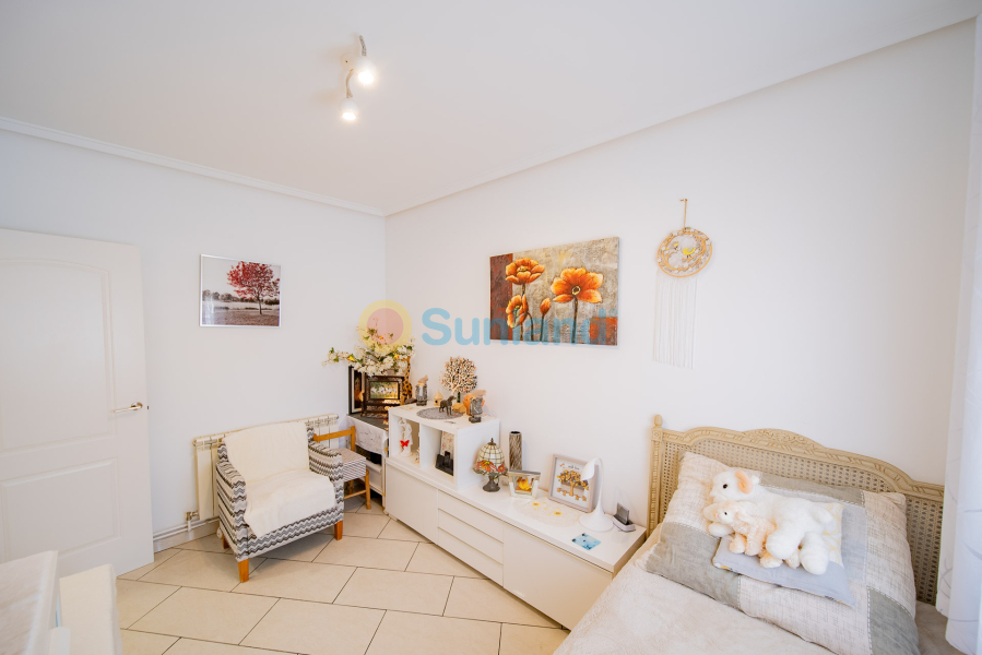 Brukte eiendommer - Villa - Orihuela Costa - La Florida