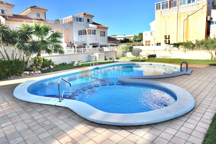 Вторичка - Таунхаус - Torrevieja - La Siesta