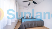 Resale - Casa de Pueblo - Torrevieja - Aguas Nuevas