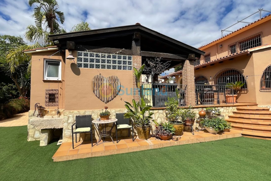 Resale - Villa - La Nucía