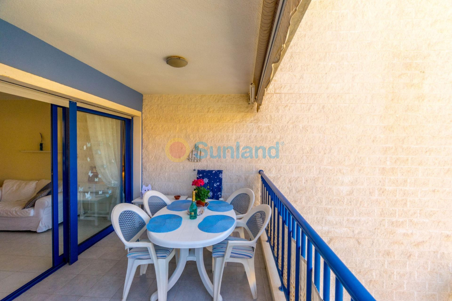 Resale - Apartment - Orihuela Costa - Campoamor