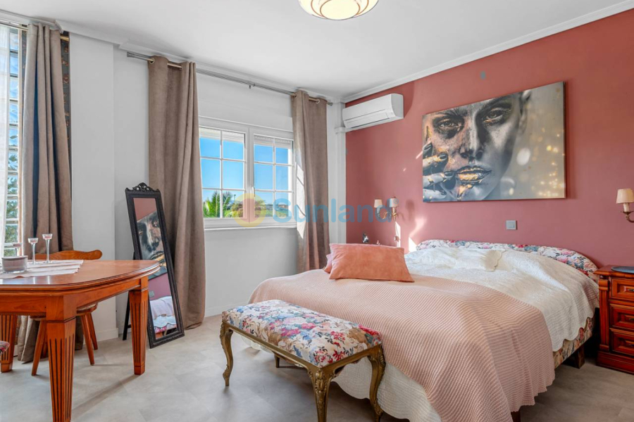 Segunda mano - Country house - Los Montesinos