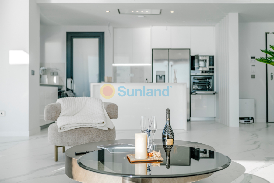 Resale - Apartment - Benidorm