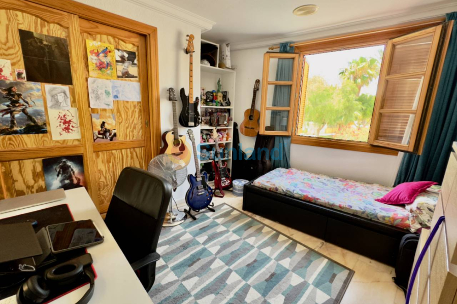 Resale - Villa - Guardamar del Segura - 