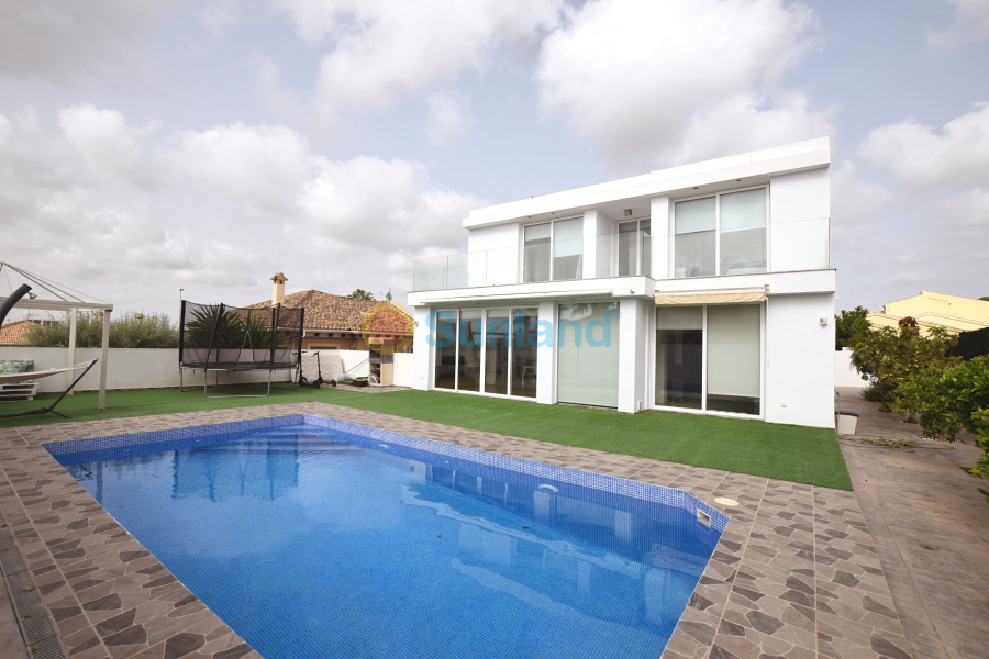 Resale - Detached Villa - San Fulgencio - La Marina