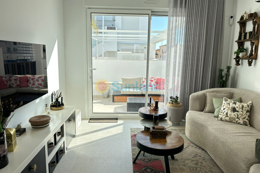 Resale - Apartment - Orihuela costa - 