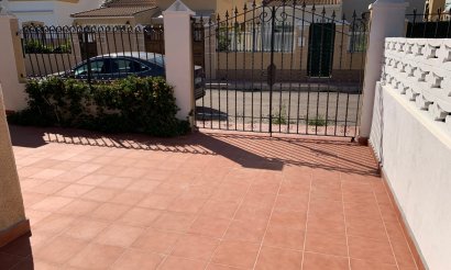 Resale - Villa - Torrevieia - 