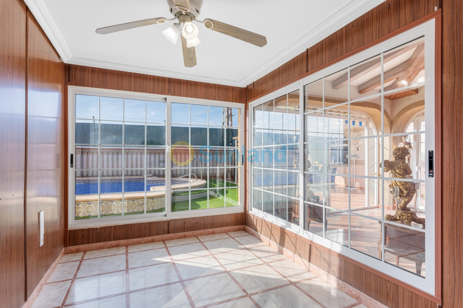 Använda fastigheter - Villa - Torrevieja