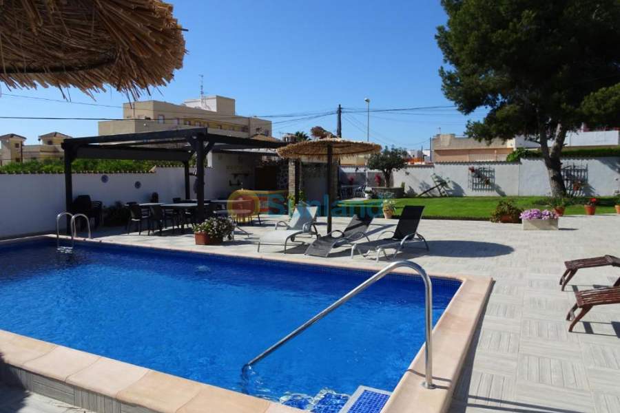 Brukte eiendommer - Villa - Orihuela Costa - Lomas De Cabo Roig