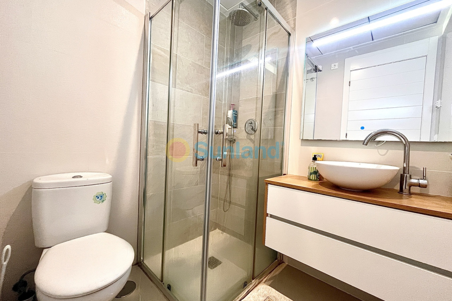 Resale - P - Los Dolses