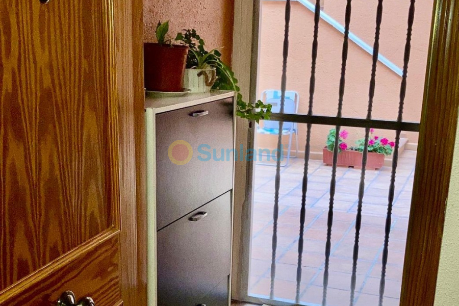 Resale - Apartment - Benidorm - Playa de Poniente