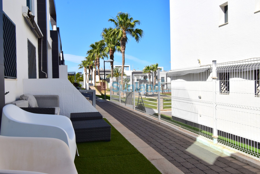 Resale - Apartment - Orihuela Costa - 