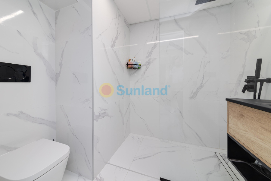 Segunda mano - Apartamento - Guardamar del Segura - Urbanizaciones