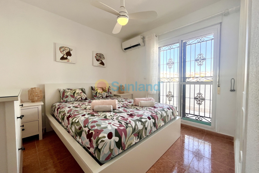 Använda fastigheter - T - Los Montesinos