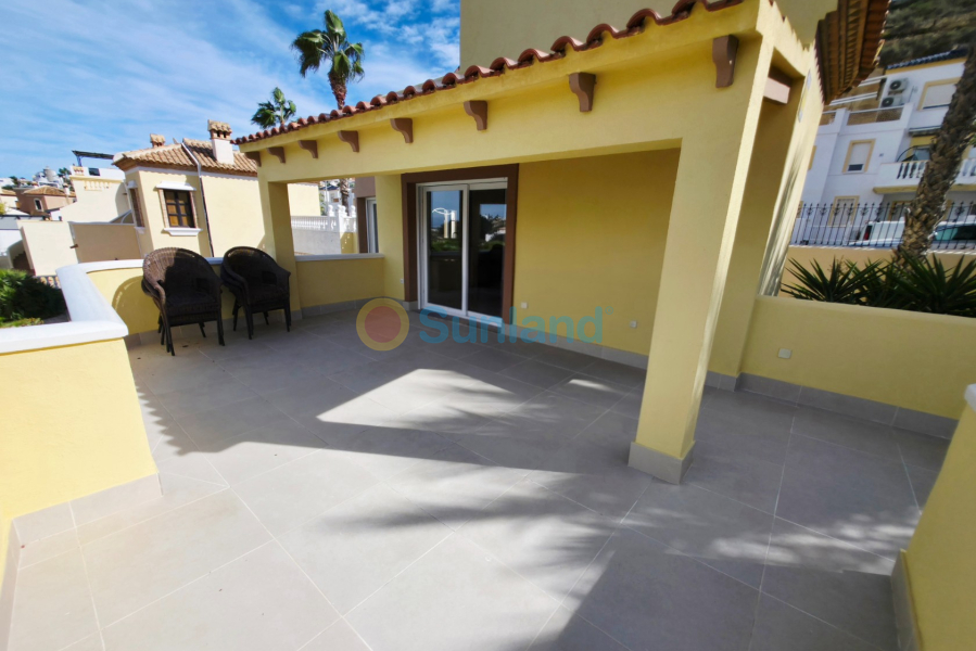 Вторичка - Bилла - Ciudad Quesada