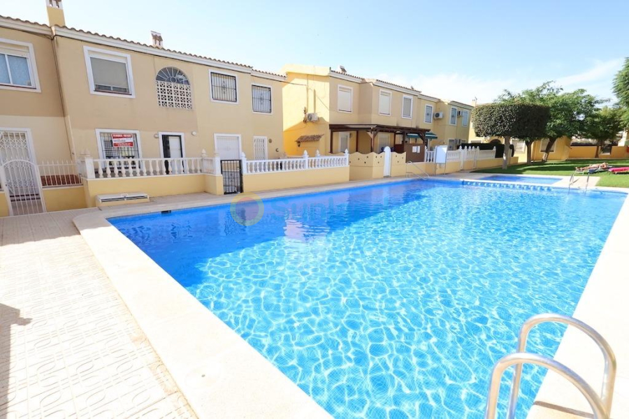 Brukte eiendommer - Terraced house - San Miguel De Salinas - Villamartín