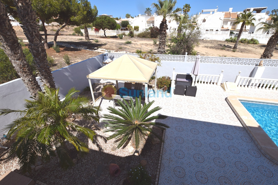 Använda fastigheter - Detached Villa - Ciudad Quesada - La Fiesta