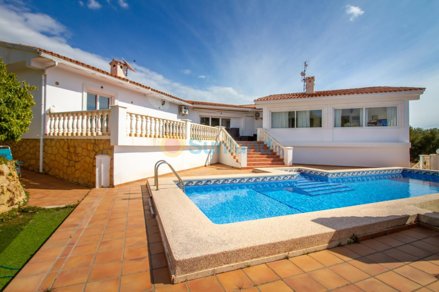Använda fastigheter - Villa - La Nucía