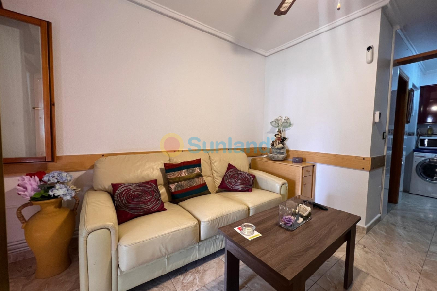 Resale - Townhouse - Torrevieja - Los Altos