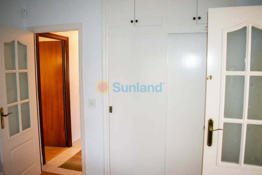 Använda fastigheter - Villa - Orihuela Costa - MUY CERCA DE LA PLAYA