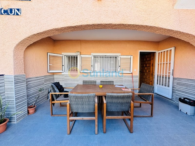 Resale - Townhouse - La Mata - 