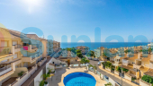 Resale - Apartment - Orihuela Costa - Campoamor