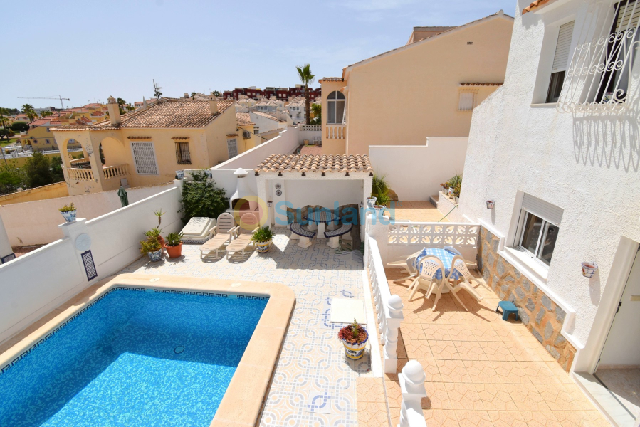 Resale - Villa - Orihuela Costa - Villamartin