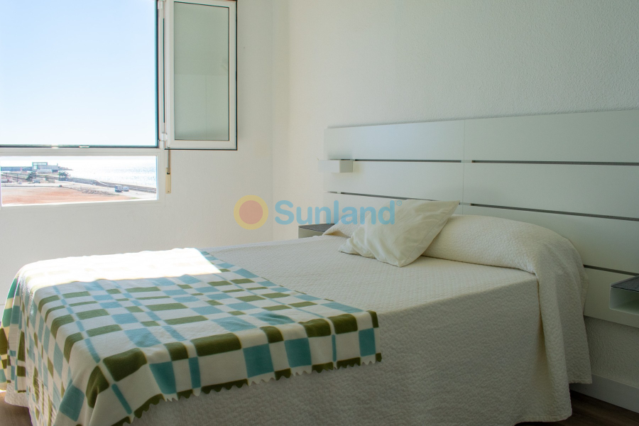 Resale - Apartment - Torrevieja - El Acequión - Los Náufragos