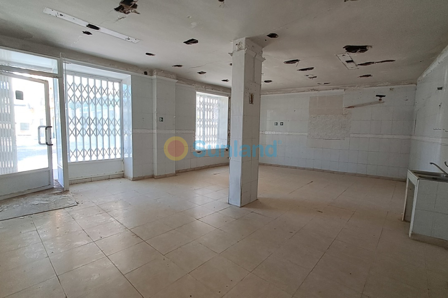 Resale - C - Orihuela