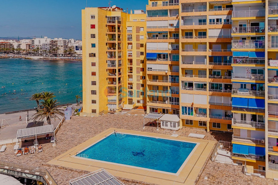 Resale - Apartamento - Torrevieja - Playa del Cura