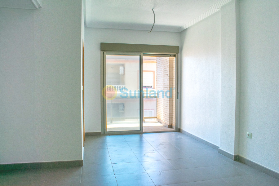 Resale - Apartment - Guardamar del Segura - Center