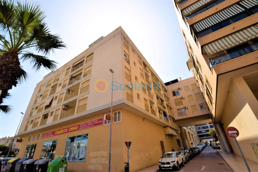 Använda fastigheter - Lägenhet - Guardamar del Segura - Plaza Porticada