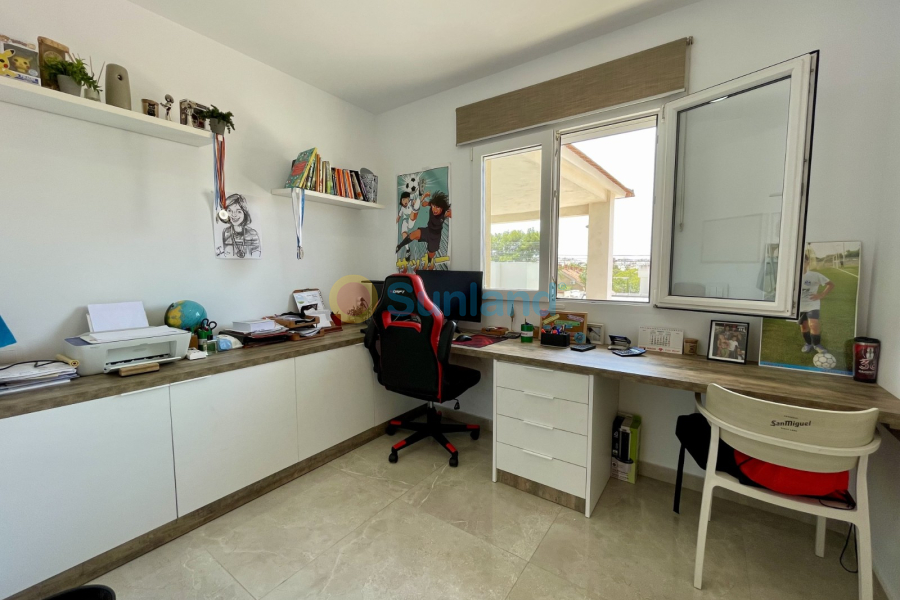 Вторичка - Bилла - Torrevieja - Los Balcones
