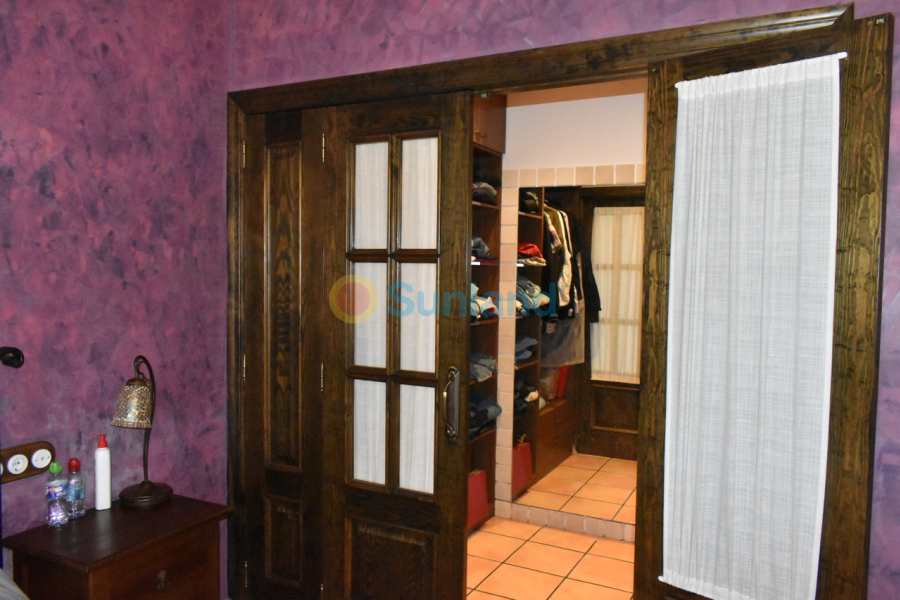 Brukte eiendommer - h - Algorfa