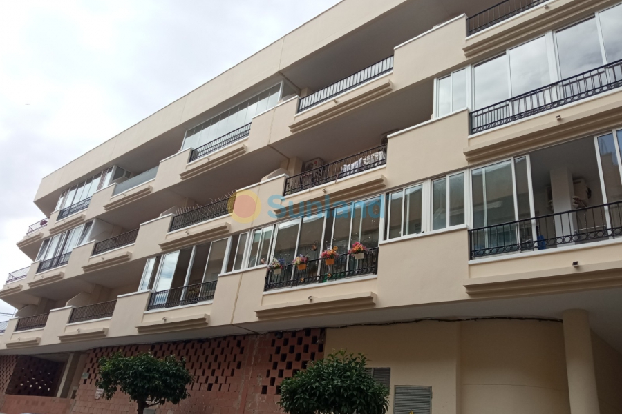 Resale - Apartment - Almoradí - Almoradi