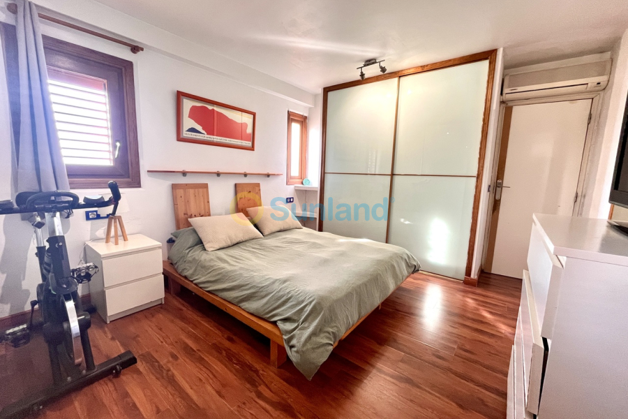 Resale - A - Torrevieja